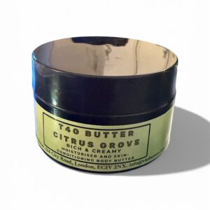 🌿 Citrus Grove – Sweet Orange, Bergamot & Cedarwood Hydrating Body Butter (100g). Bright, refreshing hydration that awakens your senses and leaves skin silky and glowing.